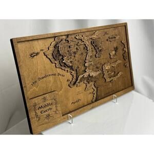 LOTR wooden map - Detailed Middle Earth Tolkien map - Unique gift fantasy lovers